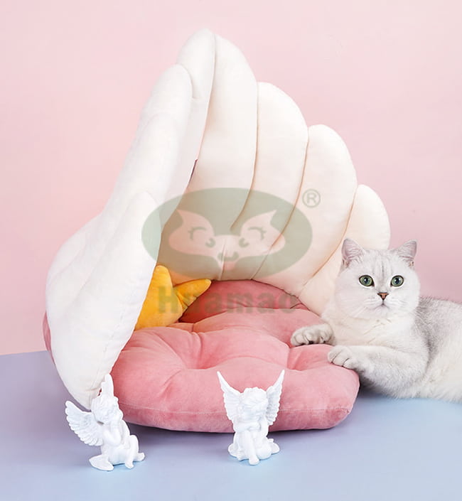 Angle Pet Bed